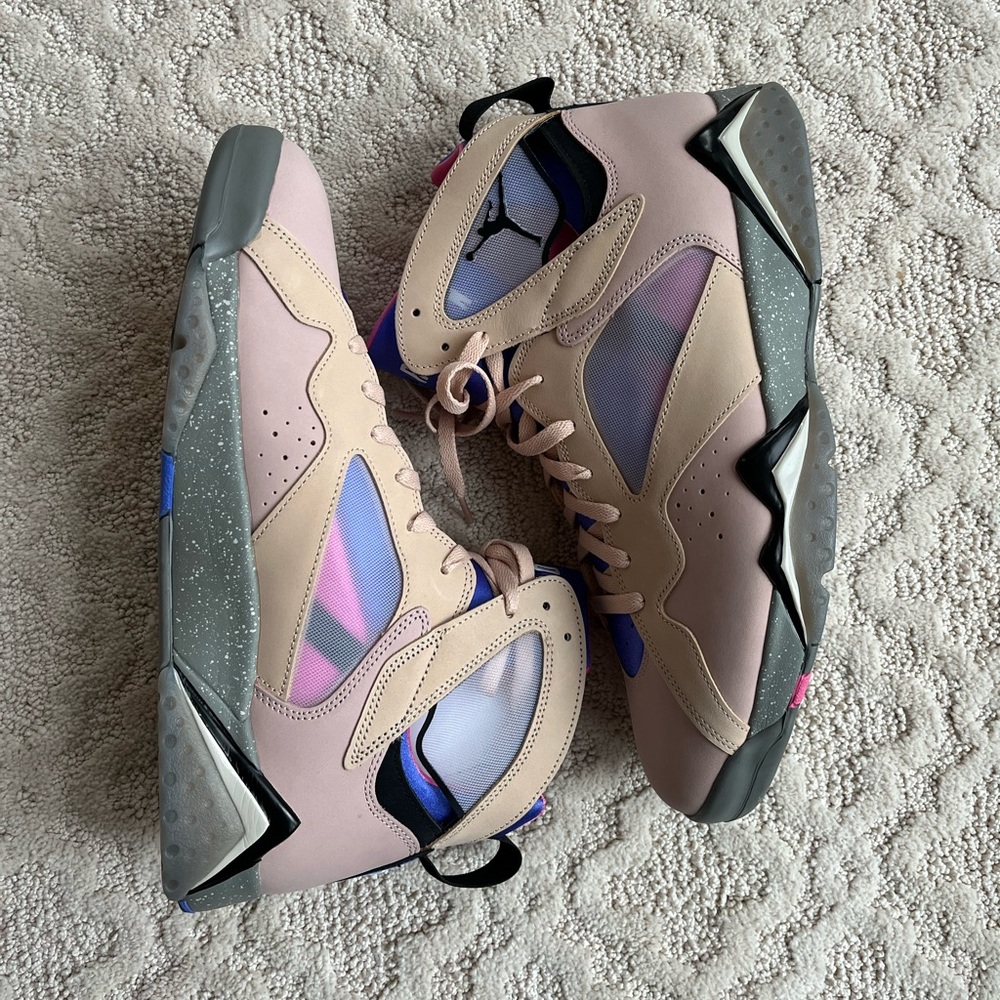 Men’s NIKE AIR JORDAN 7 RETRO SIZE 13
SHIMMER BLACK SAPPHIRE